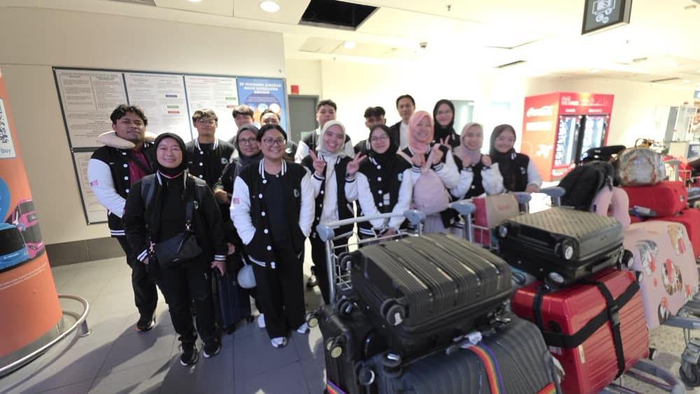 Fourteen EDUMi.my Students Arrive Safely in Dublin
